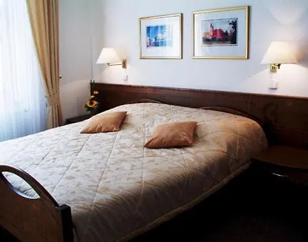 Restaurant Modra Hvezda * Dobrany (Plzen)