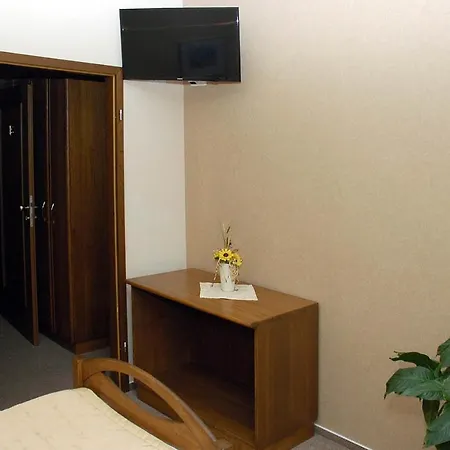 Отель Restaurant Modra Hvezda